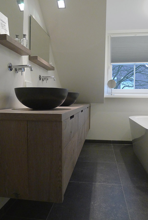 Badkamer Ontwerp Panningen: Interieurarchitect, Tuinontwerp, Ontwerpbureau Perceel02 Sittard